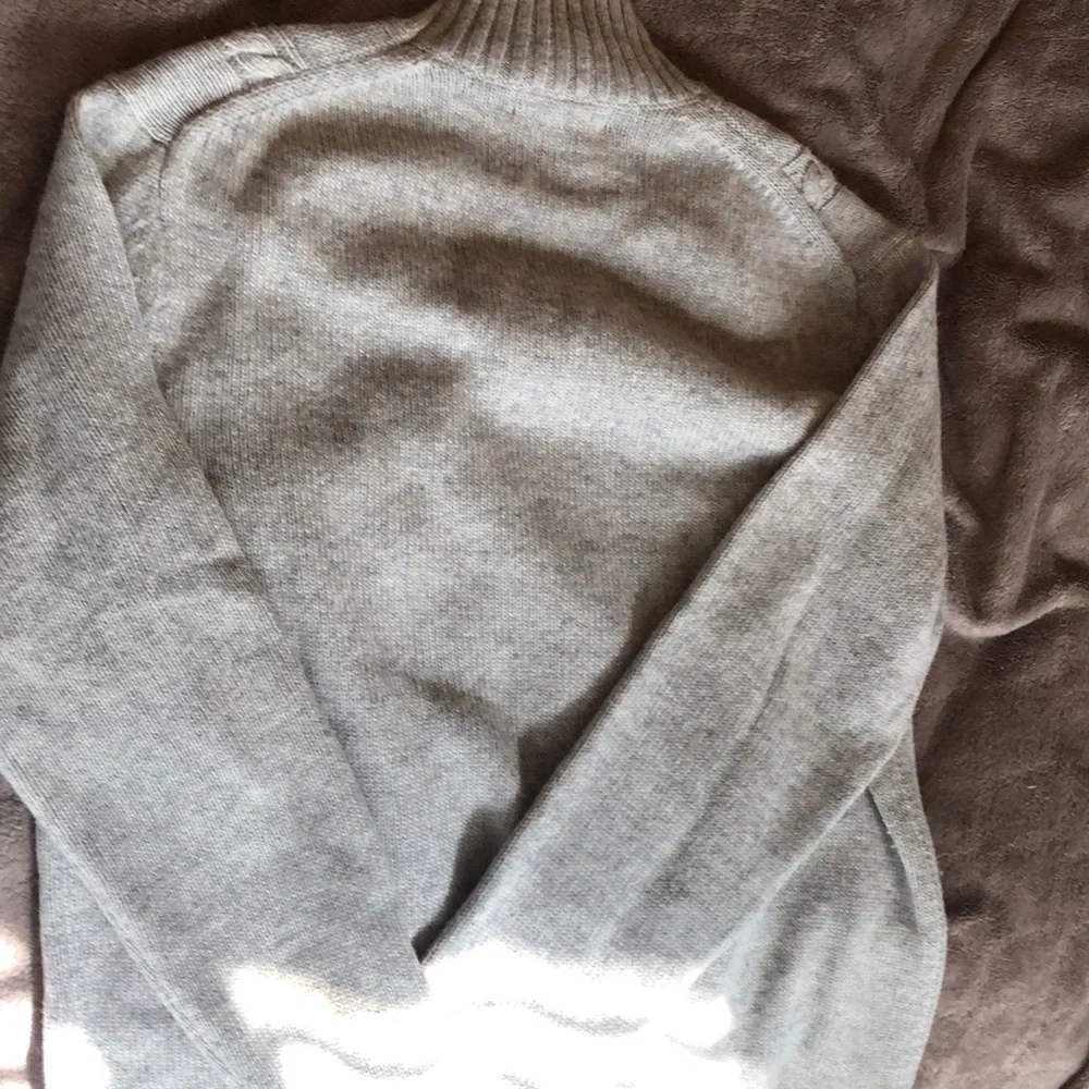 COPY - Italian merino blend  yarn grey sweater - Picture 5 of 8